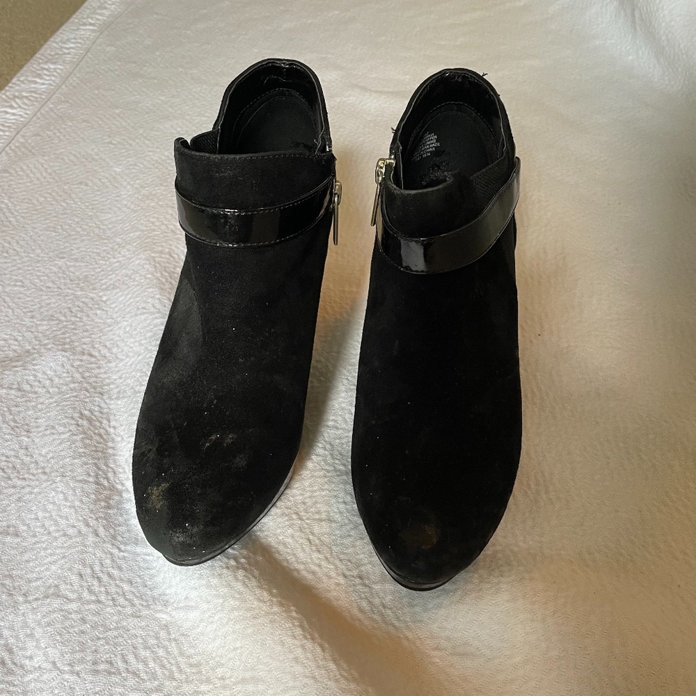 Heeled Booties - Picture 2 of 3
